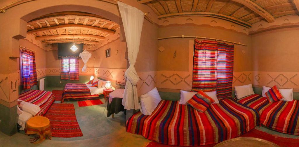 Riad Des Vieilles Charrues Boumalne Esterno foto